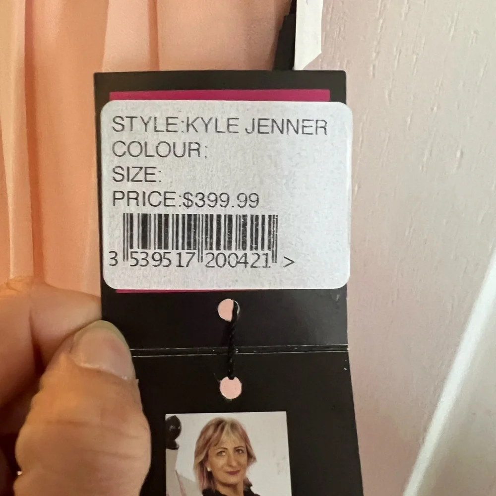 PROM DRESS - Picture 6 of 6